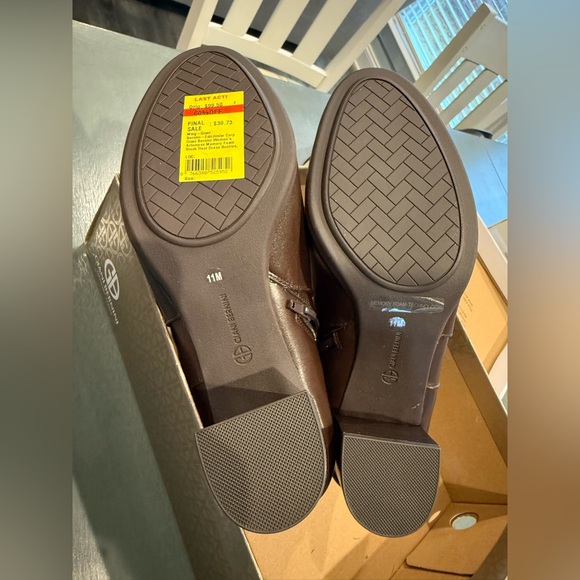 New Giani Bernini Chocolate Bootie size 11 - Picture 8 of 11